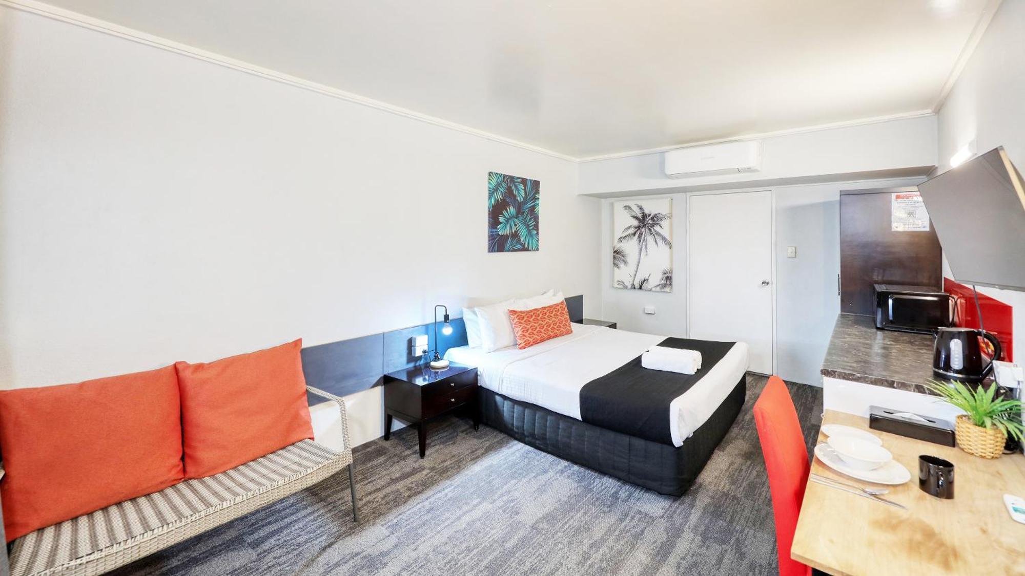 Tropical Gateway Motor Inn Rockhampton Exterior foto